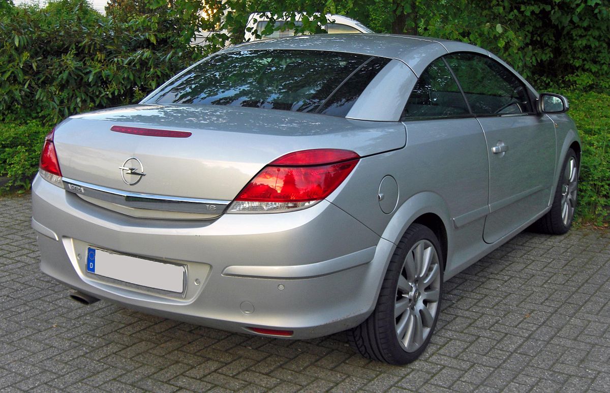 File:Opel Astra H TwinTop 1.8 Facelift 20090518 rear.JPG - Wikimedia Commons