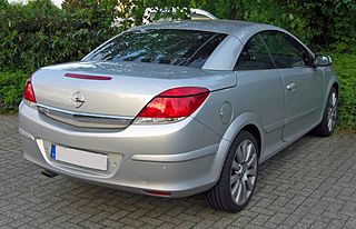 File:Opel Astra H TwinTop Facelift 20090712 rear.JPG - Wikimedia Commons
