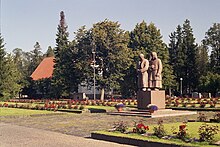 Oulu Friedhofskrieg gefallen Aug2008.jpg