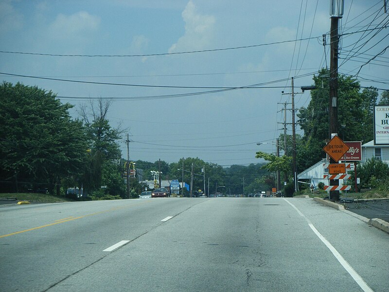 File:PA 611 NB past Blair Mill Road.JPG