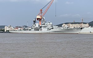 RENCANA Hangzhou (136) destroyer.jpg