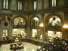 Interior courtyard. Palazzo Colonna di Stigliano (salone).JPG