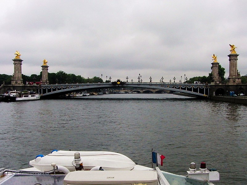 File:Paris.- Le pont Alexandre III (4).jpg
