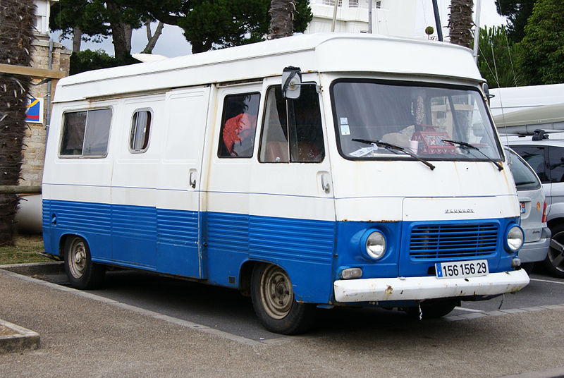 File:Peugeot J7 husbil.jpg