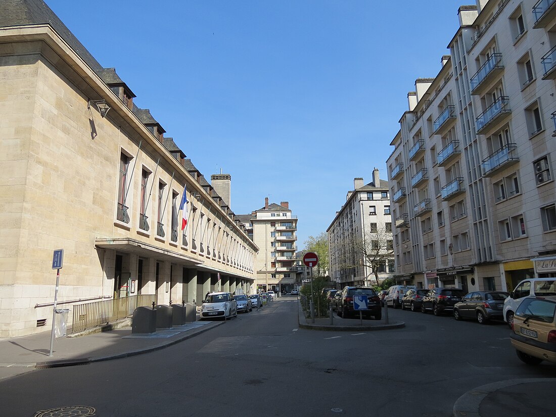 Place de la Basse-Vieille-Tour