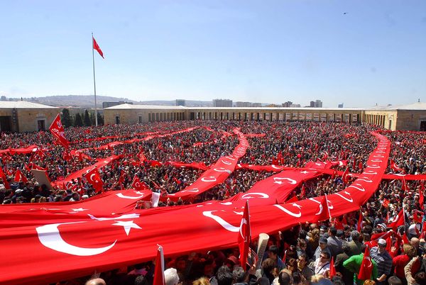 The Republic Protests took place in 2007 in support of the Kemalist reforms, particularly state secularism and democracy, against the perceived Islami