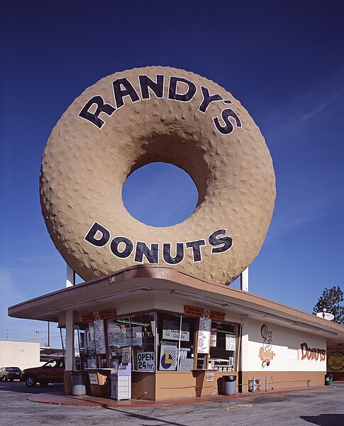 File:Randy's donuts1.jpg
