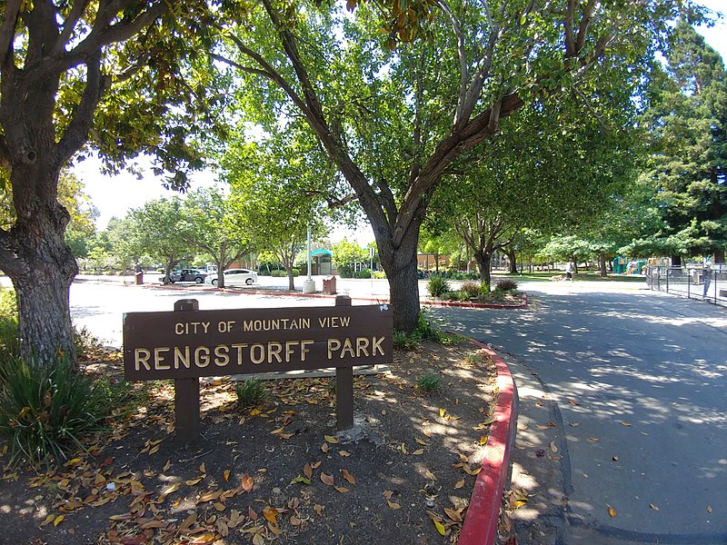 File:Rengstorff Park, Mountain View, California, north entrance sign, June 2019.jpg