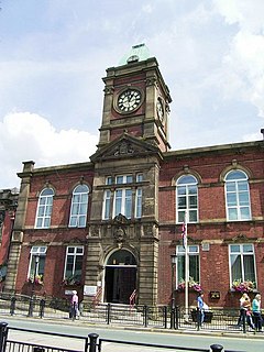 <span class="mw-page-title-main">Royton Town Hall</span> Municipal building in Royton, Greater Manchester, England