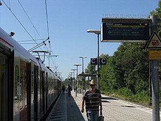 <span class="mw-page-title-main">Lohhof station</span> Munich S-Bahn station
