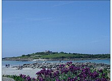 Îlee de sick nga nakita gikan sa Dossen Beach, sa Santec