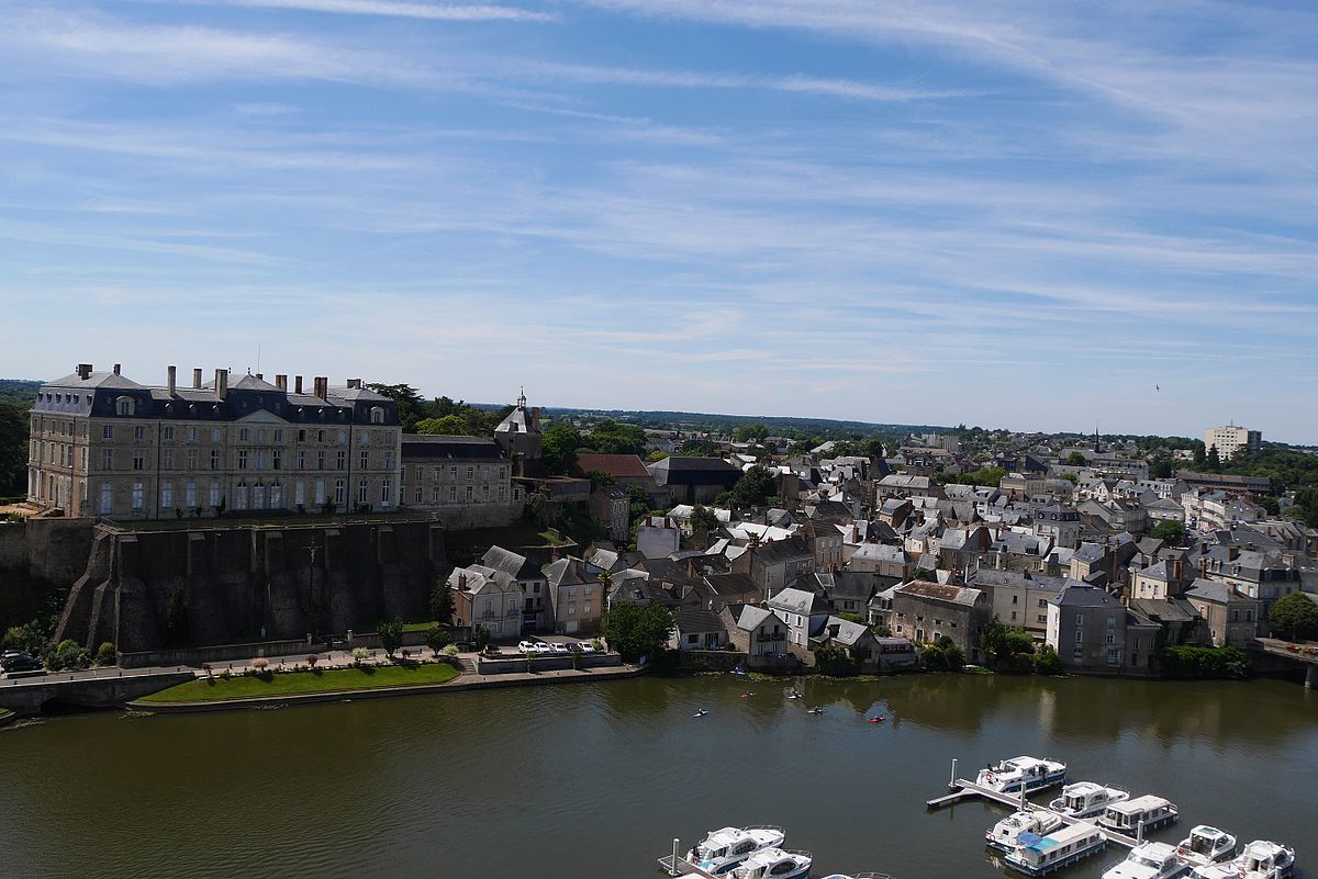 Risultati immagini per sablÃ© sur sarthe