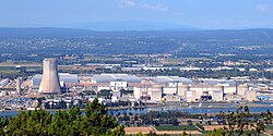 Saint-Restitut - vue sur la centrale du Tricastin nucléaire 2.jpg
