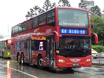 San Chung Bus KKA-1160 D8K350-EU6-TR25B Teipei Sightseeing Bus 20170615.JPG