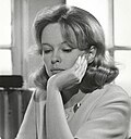 Sandy Dennis won for A Thousand Clowns (1963) Sandy Dennis 1967 (frontside) (cropped).jpg