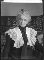 Signe Hebbe, Fotografie von Axel Malmström, 1917