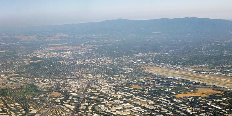 File:Silicon Valley, facing southward towards Downtown San Jose, 2014 (cropped).jpg