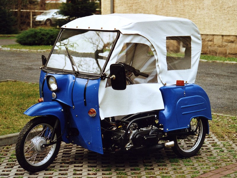 800px-Simson_Duo_(01)_2007-02-12.jpg