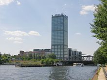 Spree Treptowers Elsenbrücke.jpg