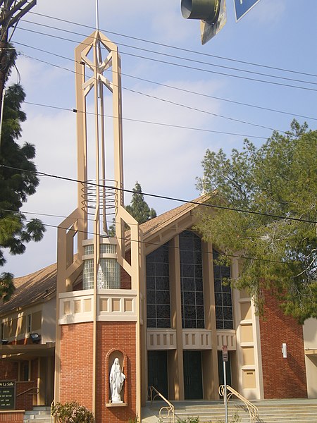 File:St. John Baptist de la Salle Catholic Church, Granada Hills, CA.JPG