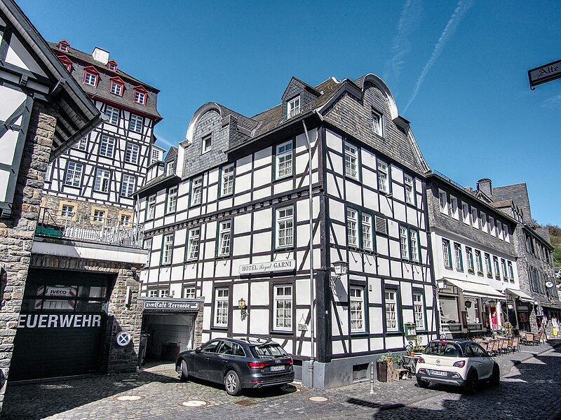 File:Stadtstrasse Monschau Bild 9.jpg