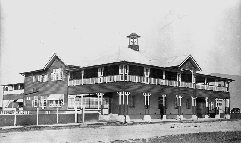 File:StateLibQld 1 208217 State Hotel, Babinda, ca. 1924.jpg