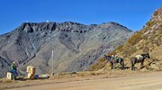 Thumbnail for File:The road to Cerro Pachón (noao-04912).tiff