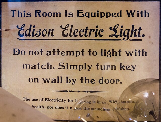 Sign with instructions on the use of light bulbs