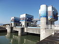 河口にある大谷川水門。駿河区高松。2012年12月。