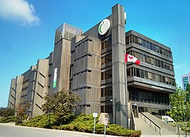 The headquarters for Toronto District School Board, the largest school board in Canada. TorontoDistrictSchoolBoardEducationCentre - 2015May30.jpg