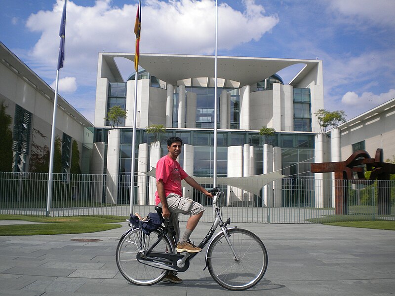 File:Tourist before the German Chancellory.jpg