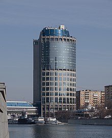 Башня 2000 - вид с другого берега Москвы реки, 2018 г.