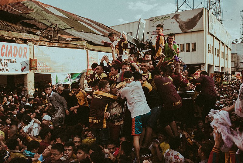 File:Traslacion Black Nazarene.jpg