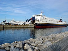 Marine Atlantic ferries Leif Ericson (right) and Joseph and Clara Smallwood. Traversier de Terre-Neuve.JPG