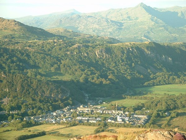 Tremadog is a planned settlement built by William Madocks on land reclaimed from Traeth Mawr.