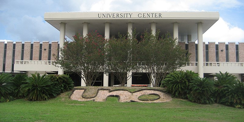 File:UNO University Center Front (cropped).JPG