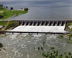 USACE Lavon Lake and Dam.jpg 