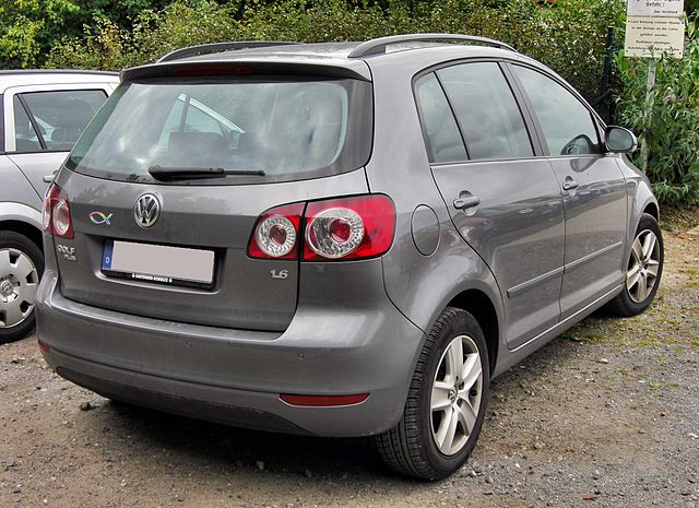 File:VW Golf Plus Facelift 20090912 rear.JPG - Wikimedia Commons