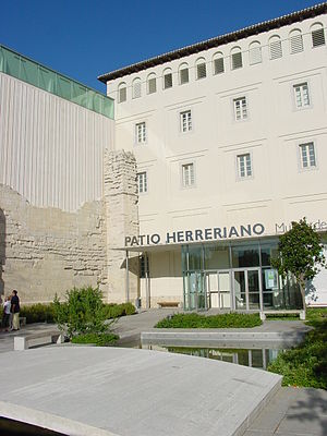 Vallad museocontem2 lou.JPG