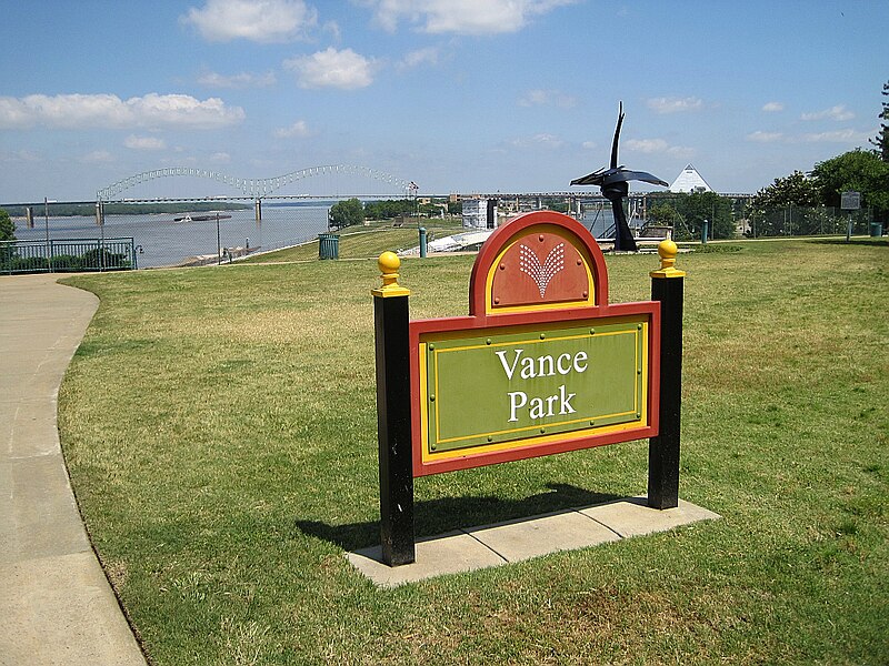 File:Vance Park Memphis TN 001.jpg