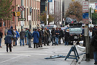 Justin Long, Bruce Willis, and Len Wiseman filming on location in Baltimore