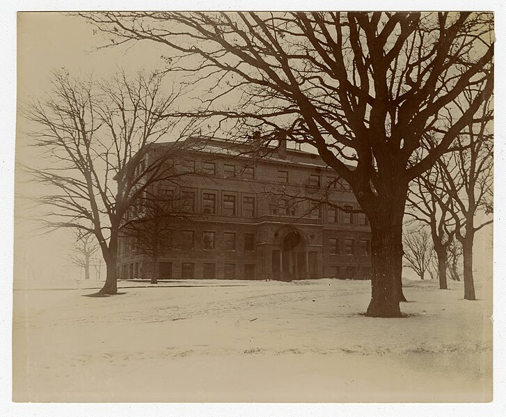 File:Wulling Hall (Medical Hall), University of Minnesota, 1899.jpg