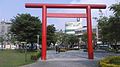 岡山神社鳥居，現為中山公園牌坊