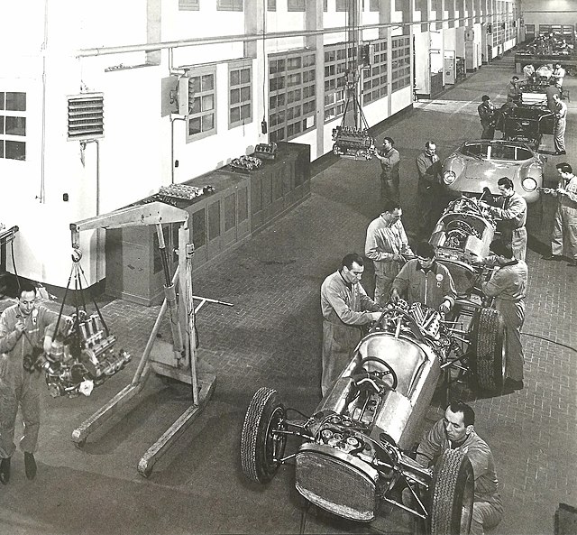 Ferrari's factory in the early 1960s: everything in its production line was handmade by machinists, who followed technical drawings with extreme preci