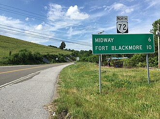 View north at the south end of SR 72 at SR 71 in Gate City 2017-06-12 17 30 38 View north along Virginia State Route 72 (Veterans Memorial Highway) at Virginia State Route 71 (Nickelsville Highway) in Gate City, Scott County, Virginia.jpg