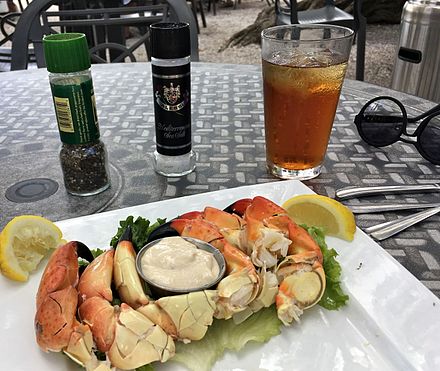 Florida stone crab claws served as food. The Florida stone crab fishery routinely practices the declawing of crabs.