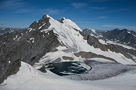 Vista da est sulle cime di Olga Vostochnaya e Zapadnaya (agosto 2018)