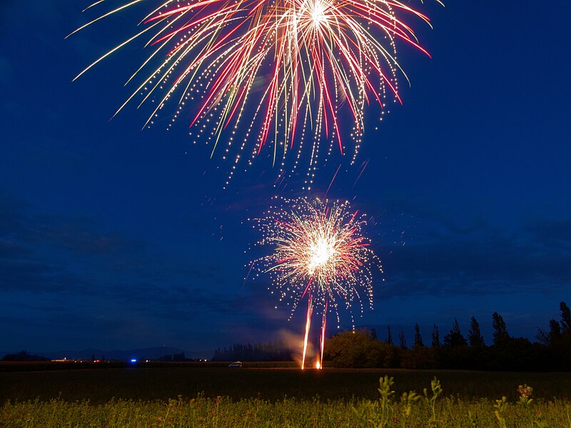 Feu d'artifice à Sausheim, le 26 juillet : 800px-2023-07-26_22-01-43_TA-Sausheim