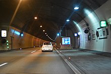 Süd-Autobahn A2, Kalcherkogeltunnel Fahrtrichtung Süden – Wegweiser vor der Abfahrt Packsattel