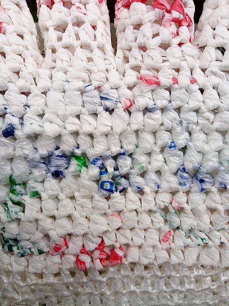 File:A glove made of "plarn", "plastic yarn", yarn made from plastic bags.jpg